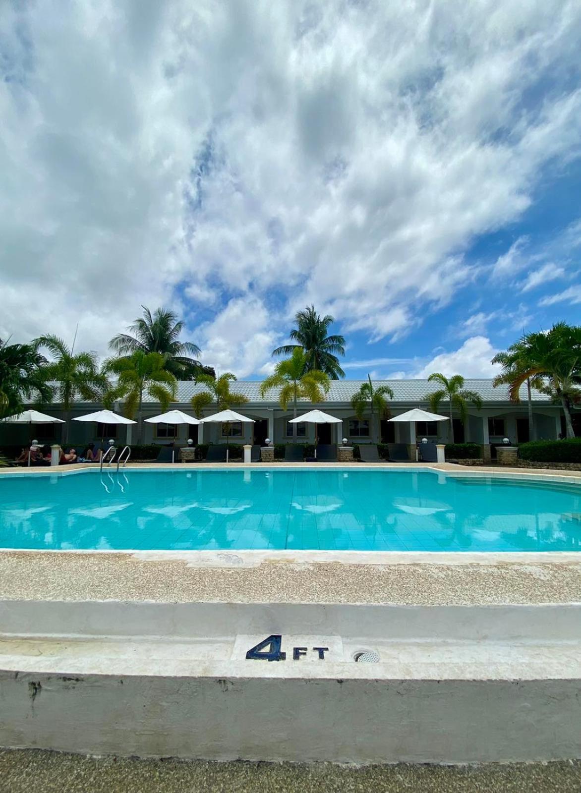 Panglao Regents Park Resort Exterior foto