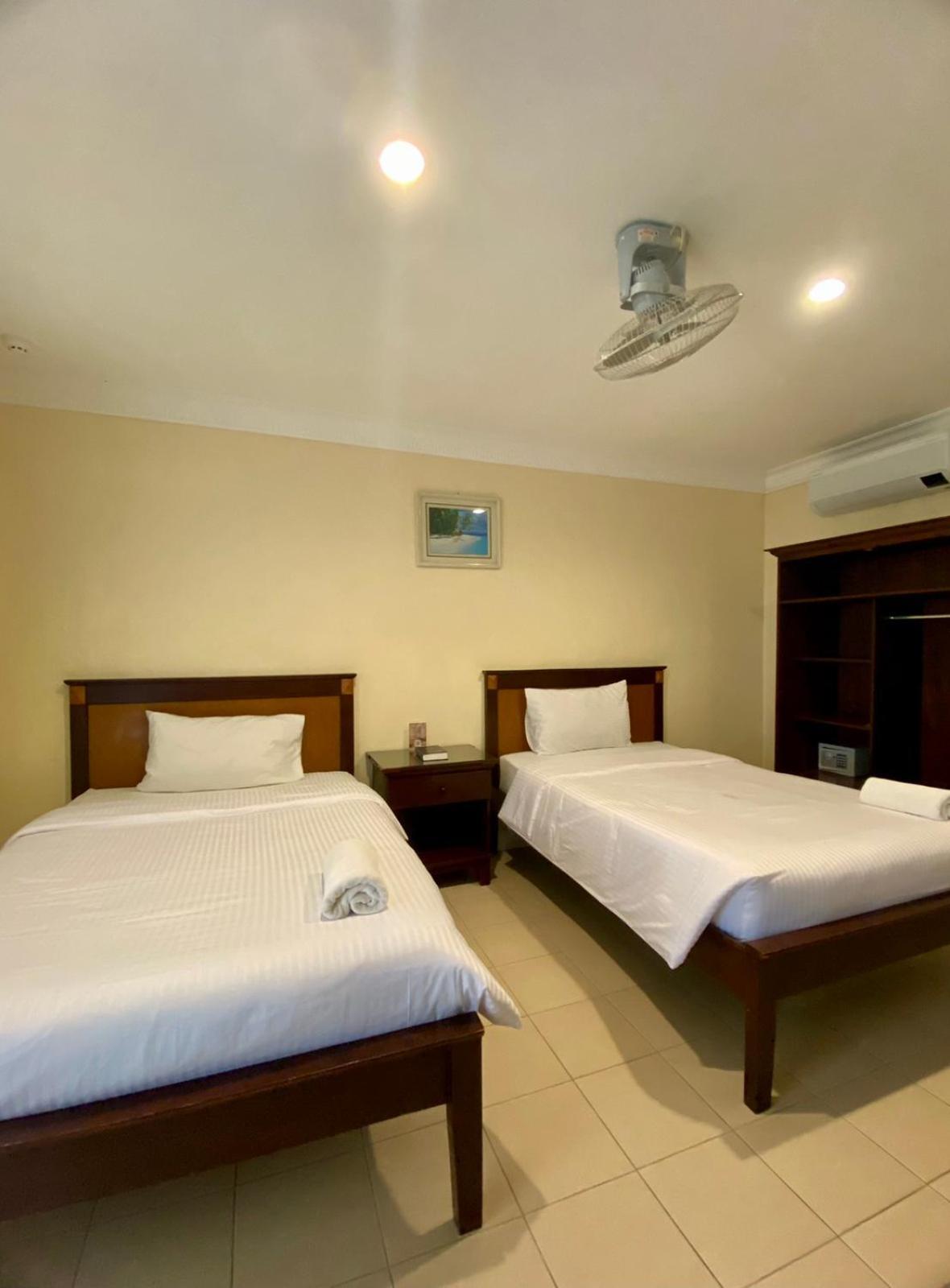 Panglao Regents Park Resort Exterior foto
