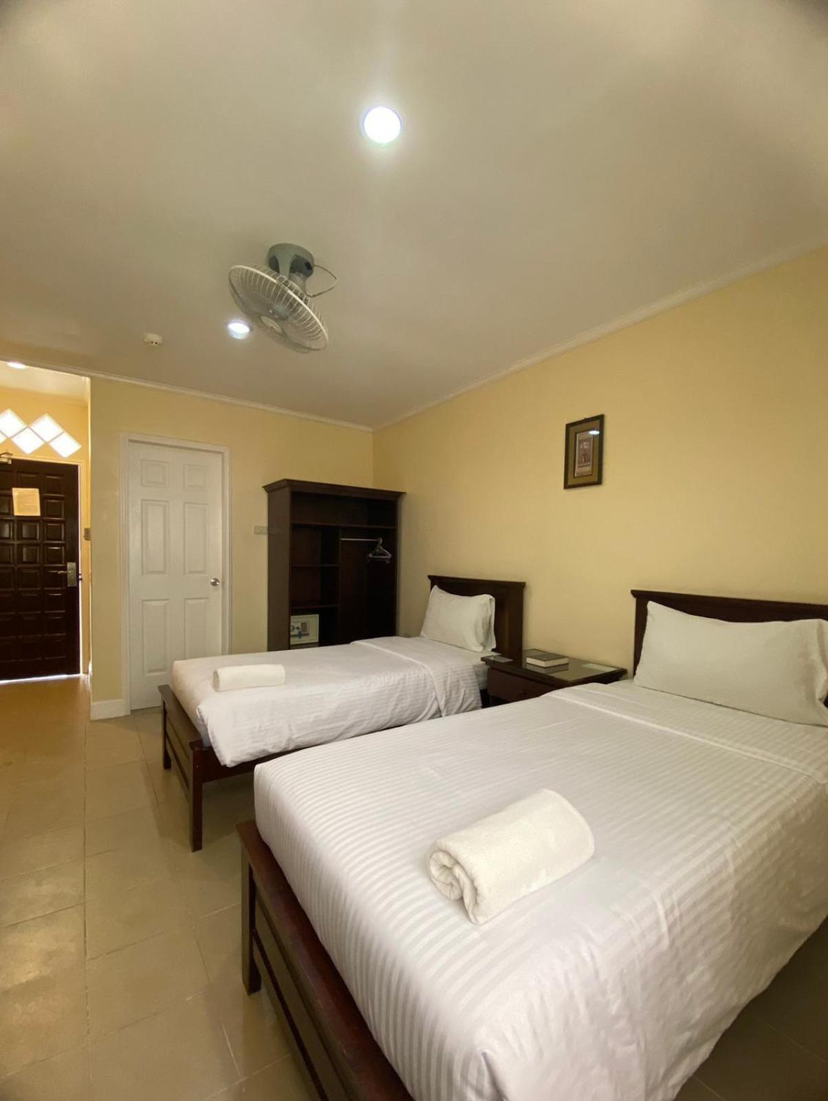 Panglao Regents Park Resort Exterior foto