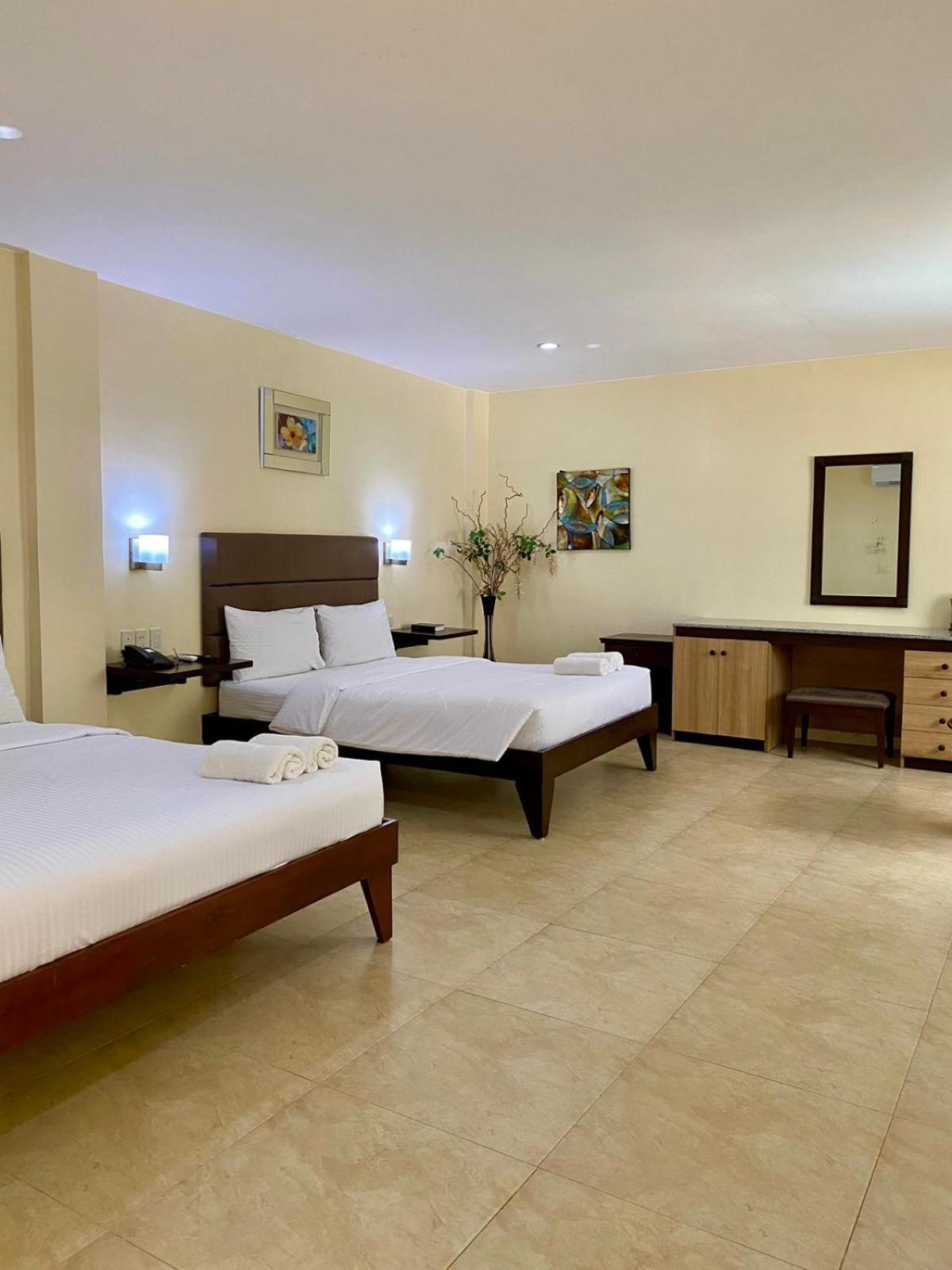 Panglao Regents Park Resort Exterior foto