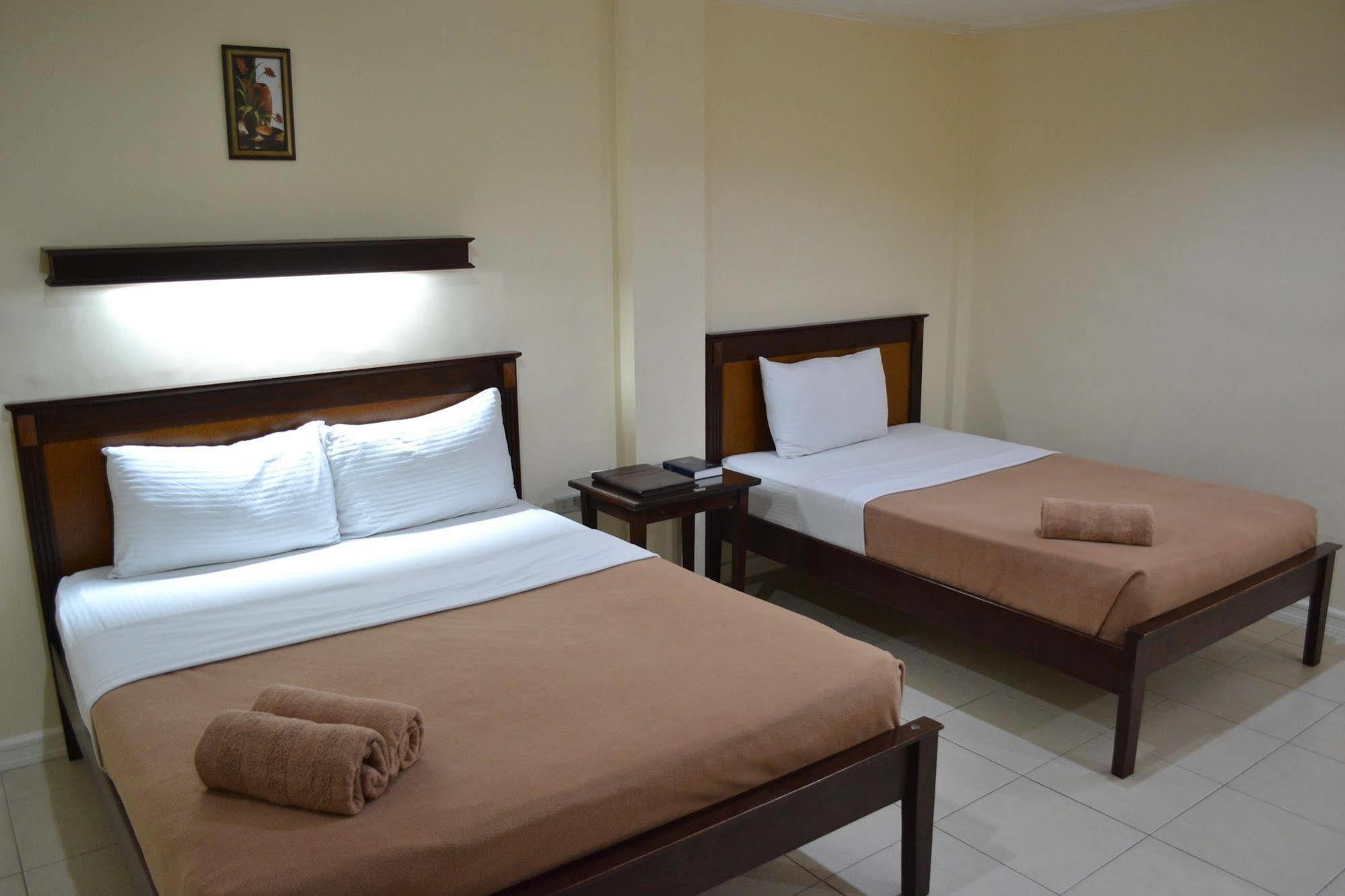 Panglao Regents Park Resort Exterior foto